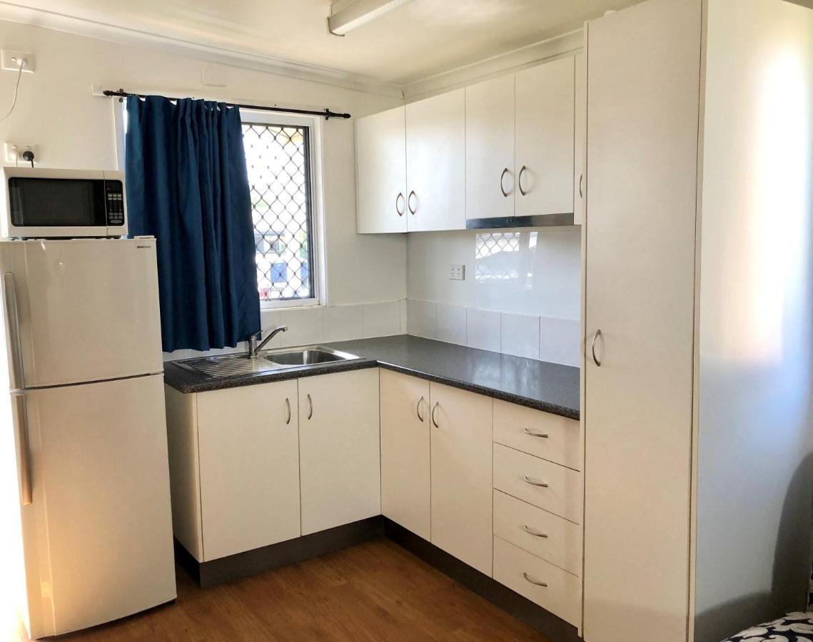 Bundaberg East Cabin And Tourist Park Екстер'єр фото